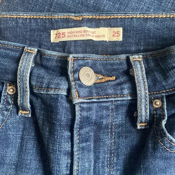 Levi’s bootcut - Picture 2 of 2